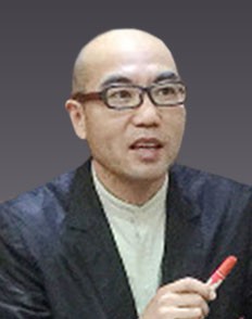 韩易峰