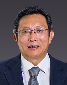 吴革
