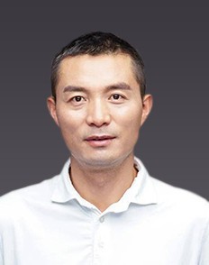 钱俊伟